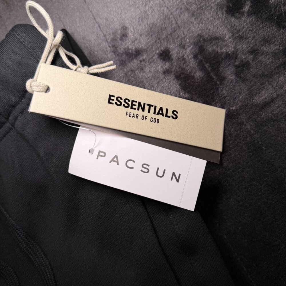 Brand New Essentials Fear of God Black Sweatpants with Tag 100% AUTHENTIC✅ - Picture 4 of 7